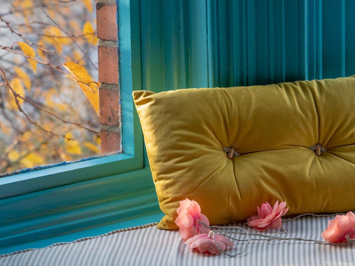Вилла Pass The Keys Colourful, Quirky Artist-Owned 3 Bed Next To Cafes Белфаст Экстерьер фото